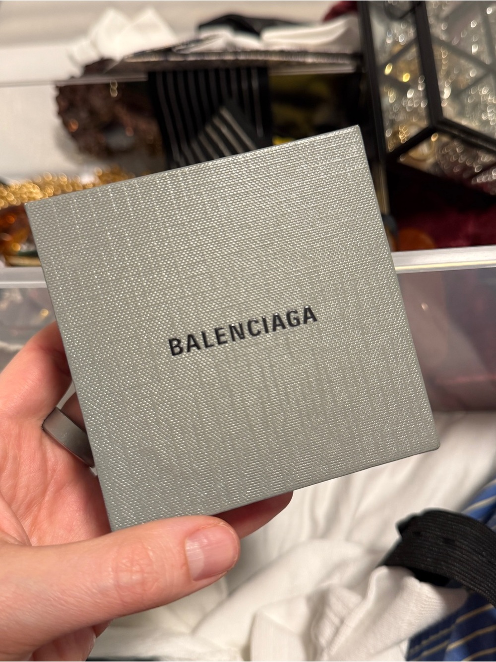 Balenciaga Gold Inte Hair Tie - Picture 4 of 4